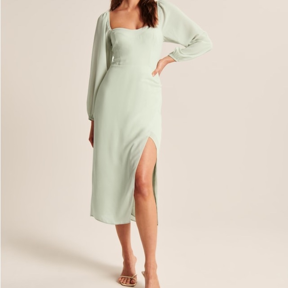 Mint Green Long-sleeve Midi Dress